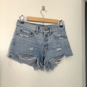 BDG denim essential shorts mid rise 24W